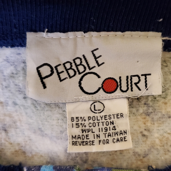 VINTAGE PEBBLE COURT | Women's blue floral button crew-neck sweater. Size large. - Picture 4 of 5